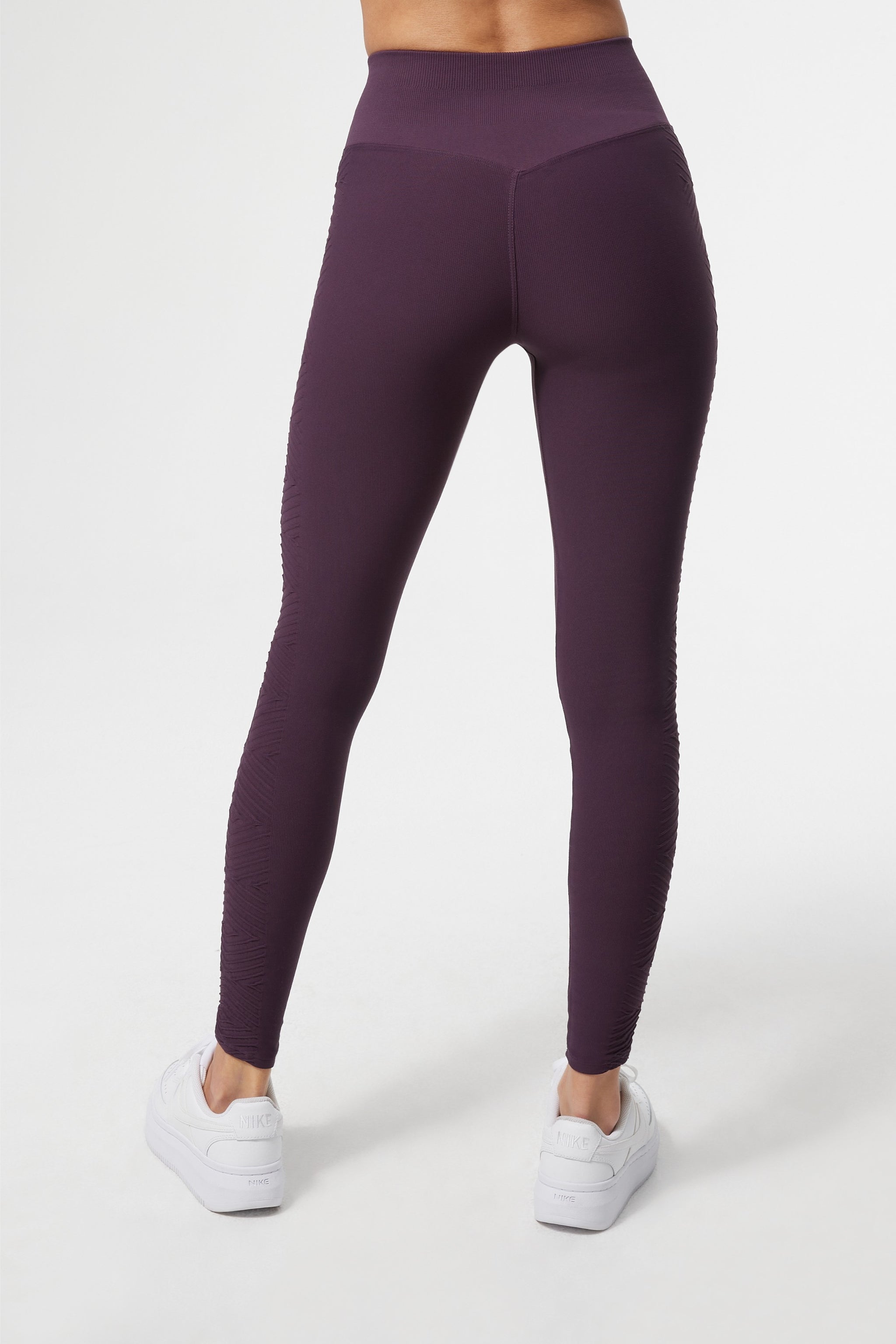 Evie Seamless Legging | LA Made Leggings - NUX Active